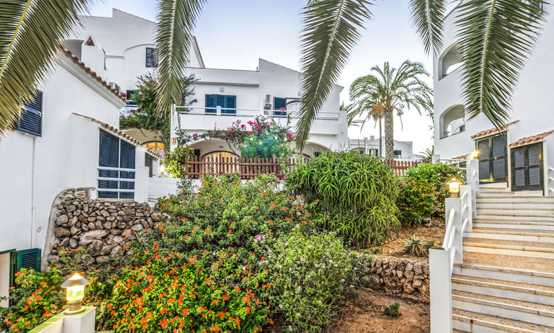 Apart-hotel White Sands Club 3*